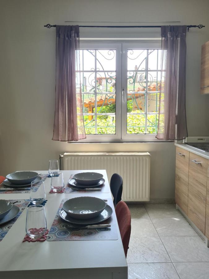 Ferienwohnung One Artemis Near The Sea And The Airport Exterior foto