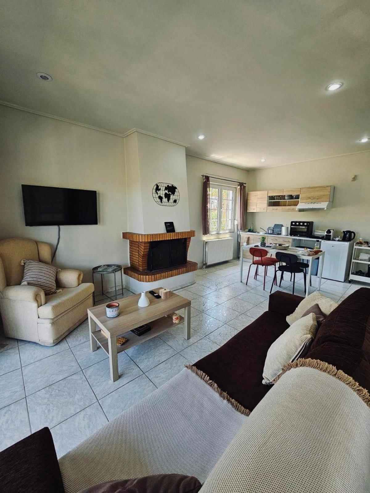 Ferienwohnung One Artemis Near The Sea And The Airport Exterior foto